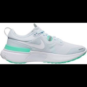 Nike Women's React Miler Running Shoes Size 8 Grey